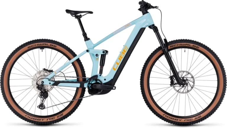 cube-stereo-hybrid-140-hpc-race-750-avis