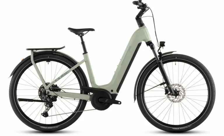kathmandu-hybrid-800-avis